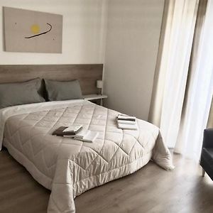 Camera con letto king size